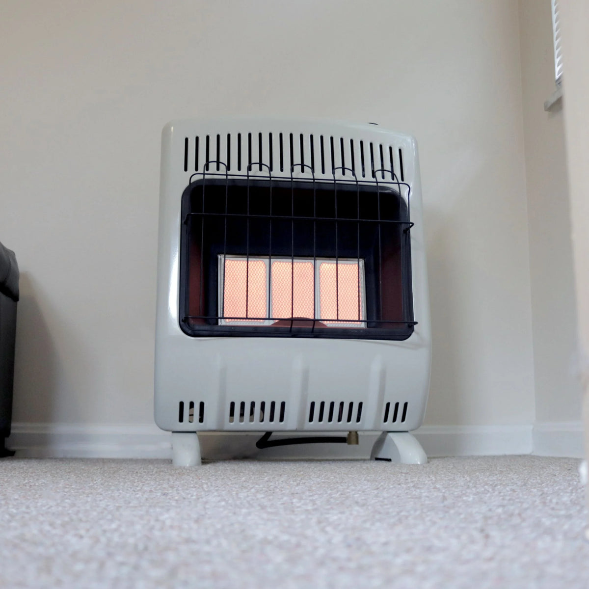 Chauffage radiant au gaz naturel sans évacuation Mr. Heater 20 000 BTU F299821