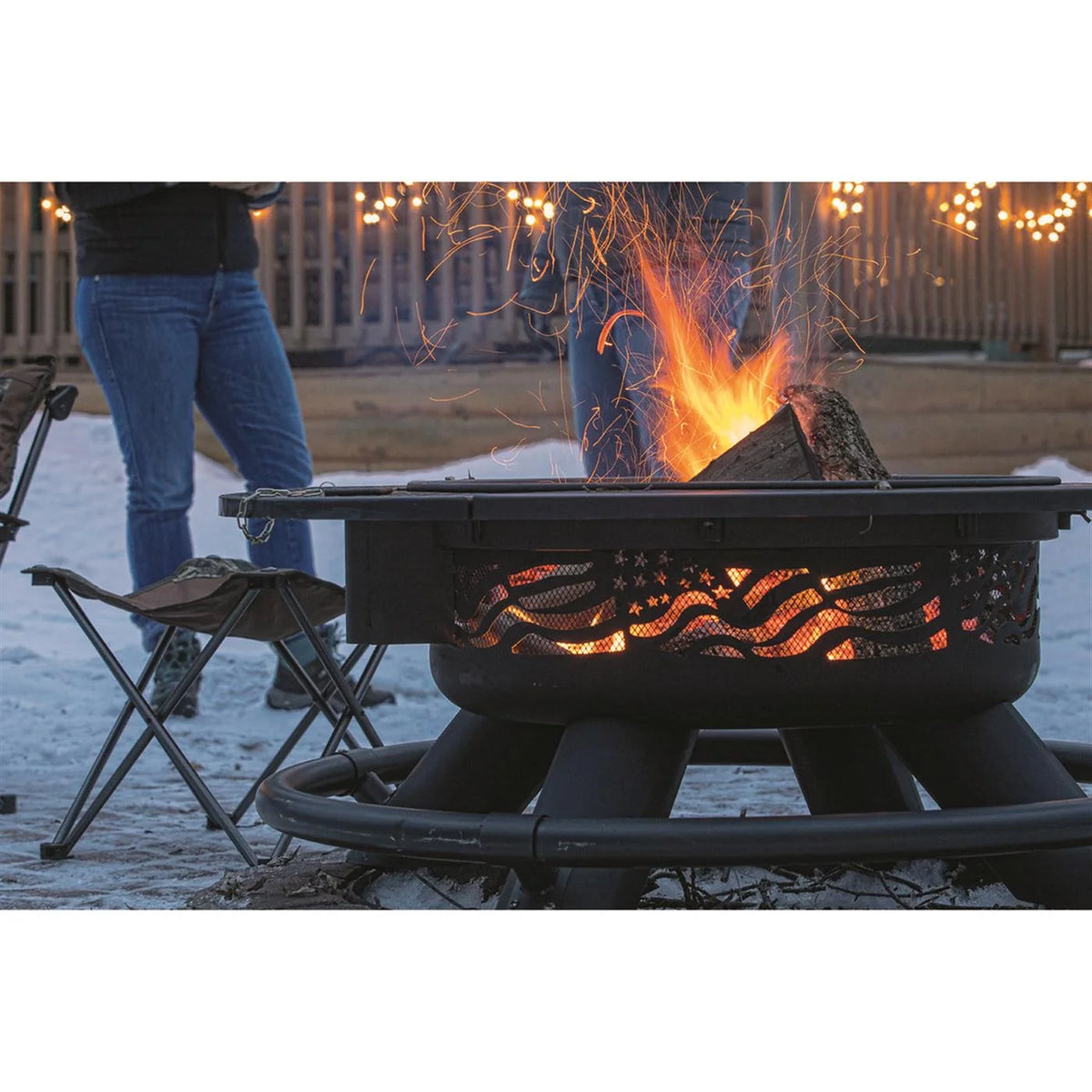 CASTLECREEK 47 Brasero avec grille de barbecue géométrique