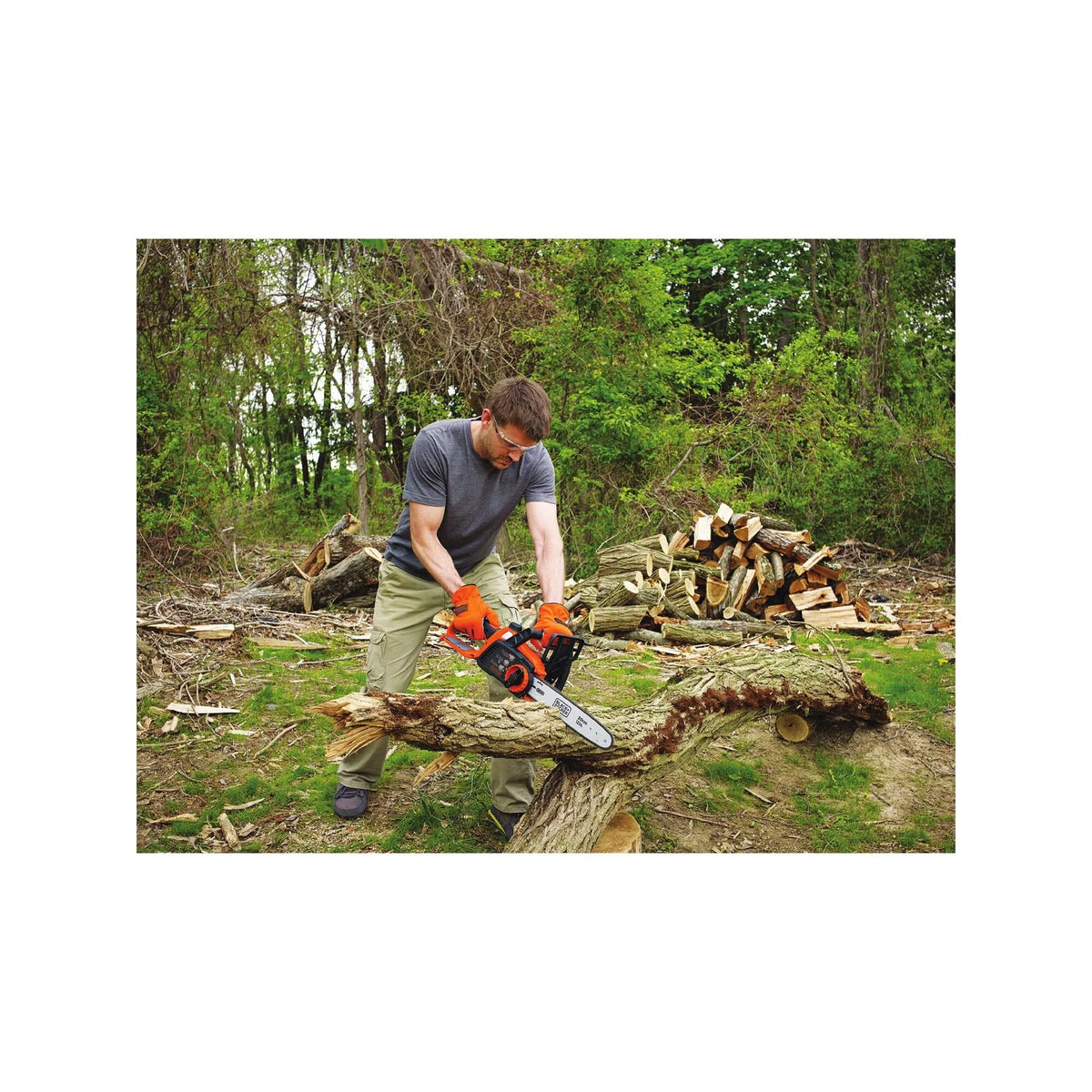 BLACK+DECKER 20V MAX* Scie à chaîne sans fil, 10 pouces (Outil seul), (LCS1020B)