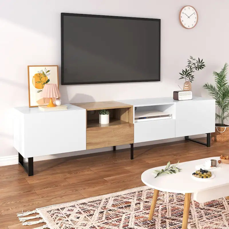 Meuble TV avec 2 placards et compartiment de rangement ouvert