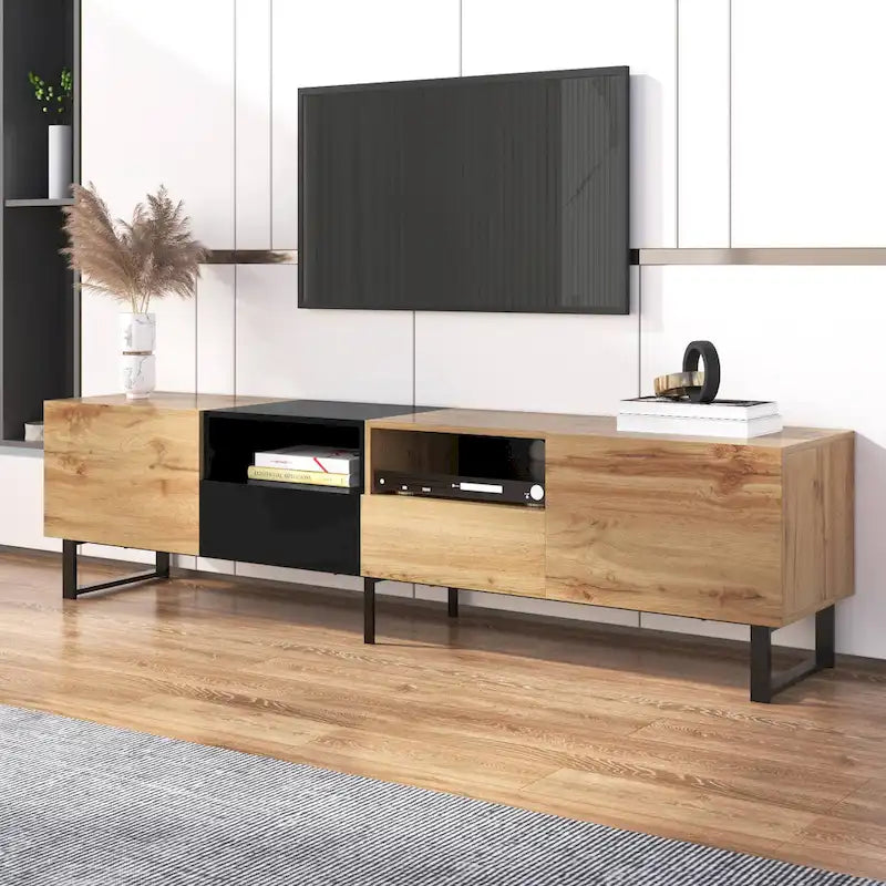 Meuble TV avec 2 placards et compartiment de rangement ouvert