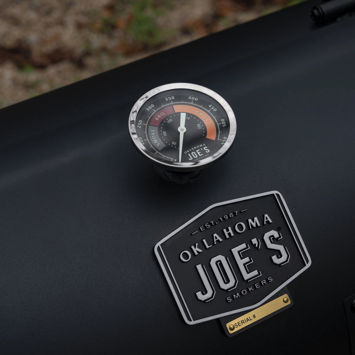 Barbecue à charbon en forme de tonneau Oklahoma Joe's