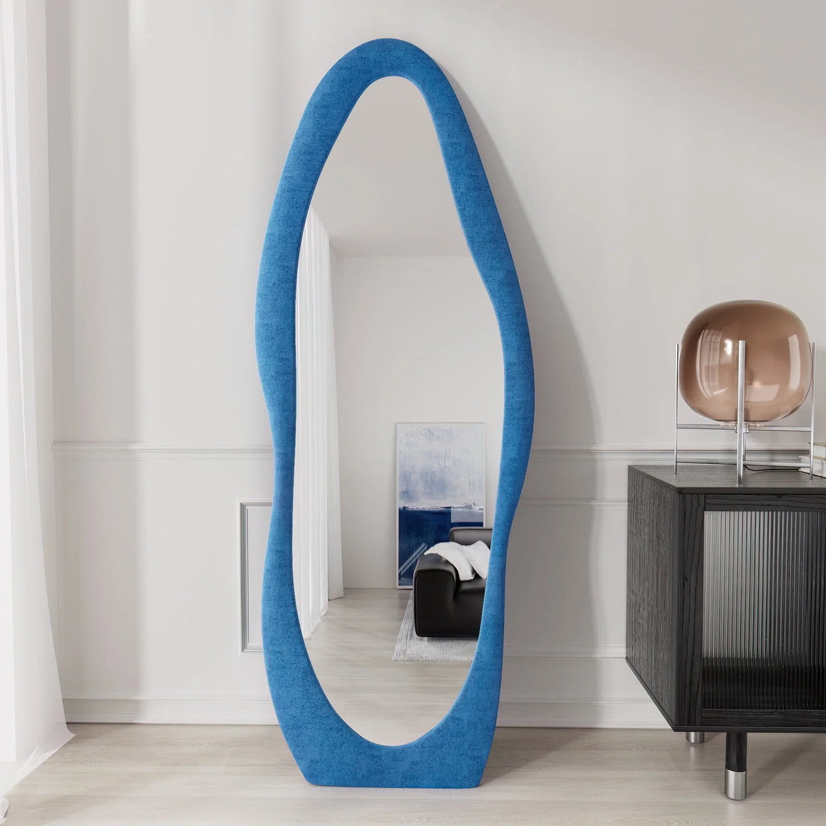 Miroir en pied irrégulier VLUSH, miroir sur pied à suspendre et à poser, miroir mural ondulé 63x24 (bleu)