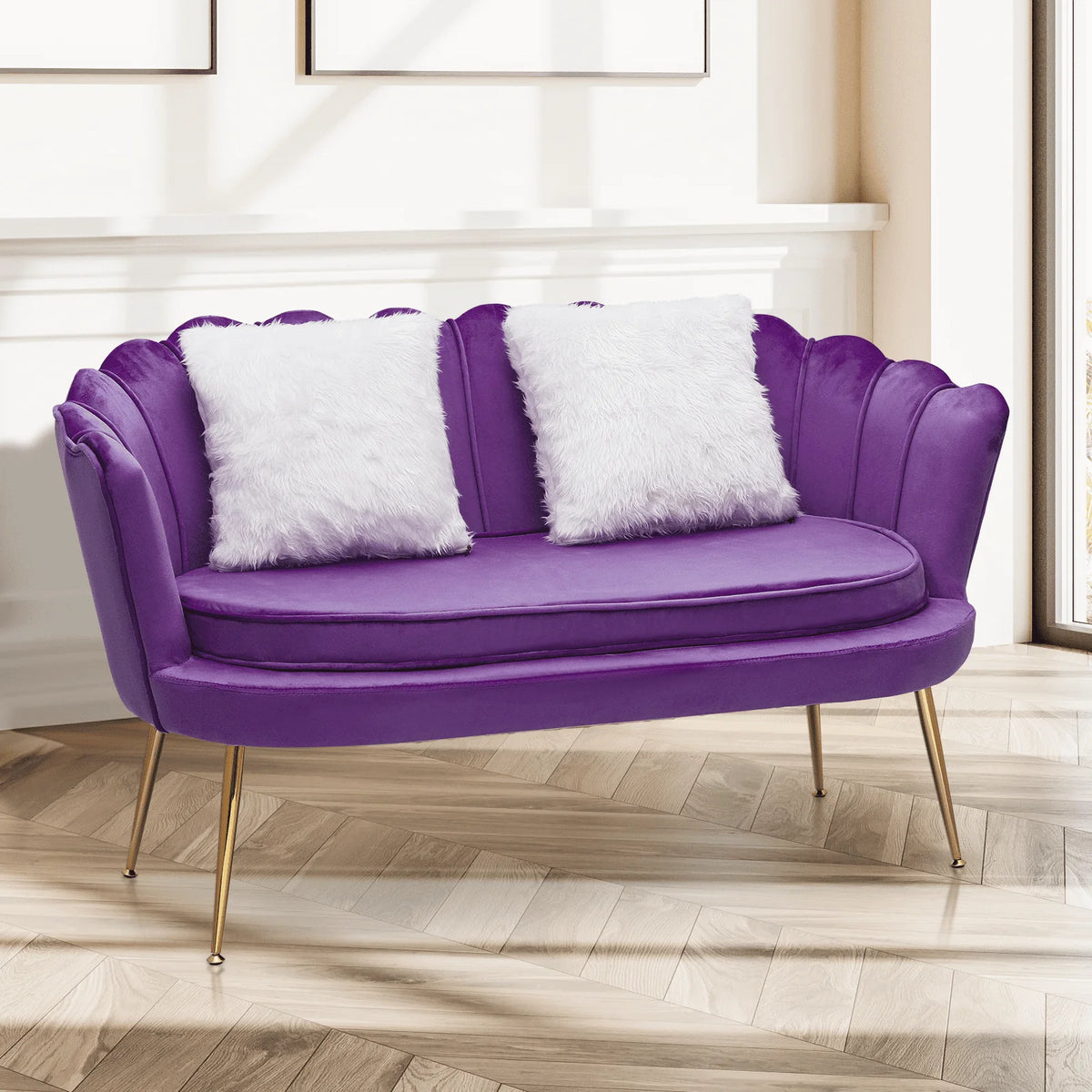 Canapé 2 places contemporain MoNiBloom en velours avec pieds en métal finition dorée, avec deux coussins pour salon, chambre, bureau à domicile, violet