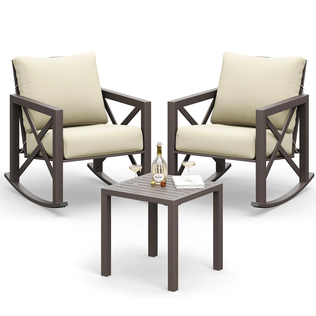 Ensemble de bistrot MRUAKA avec chaises à bascule, ensemble de mobilier de patio extérieur 3 pièces avec 2 chaises à bascule et 1 table basse en métal avec coussins épais pour porche, cour arrière, bord de piscine, beige