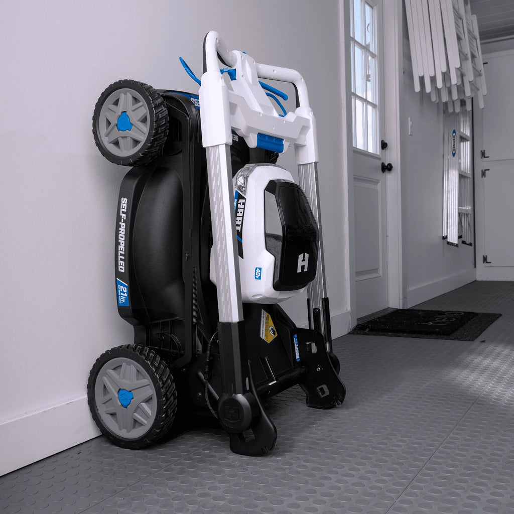 Kit de tondeuse autotractée 3-en-1 Supercharge HART 40 volts de 21 pouces, (2) batteries lithium-ion 6,0 Ah