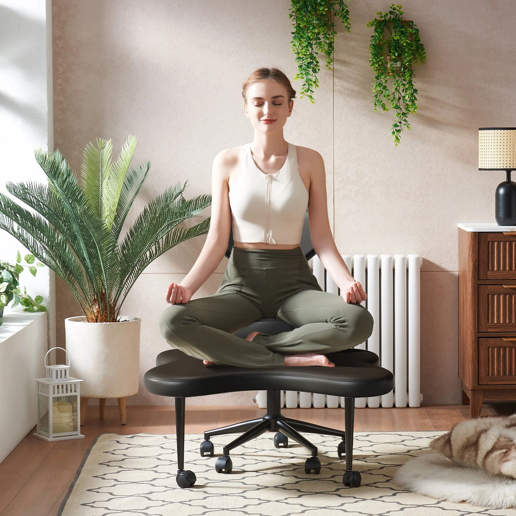 Chaise ergonomique pivotante pour position en tailleur Pinmoco, hauteur réglable et tissu bouclette, chaise de méditation et pour TDAH avec soutien dorsal, pour la maison et le bureau, blanc cassé
