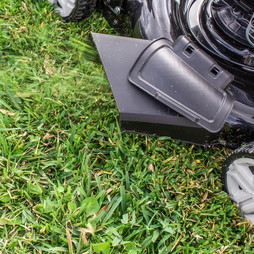 Tondeuse autotractée Black Max 21 avec moteur Briggs and Stratton E550 de 140 cc