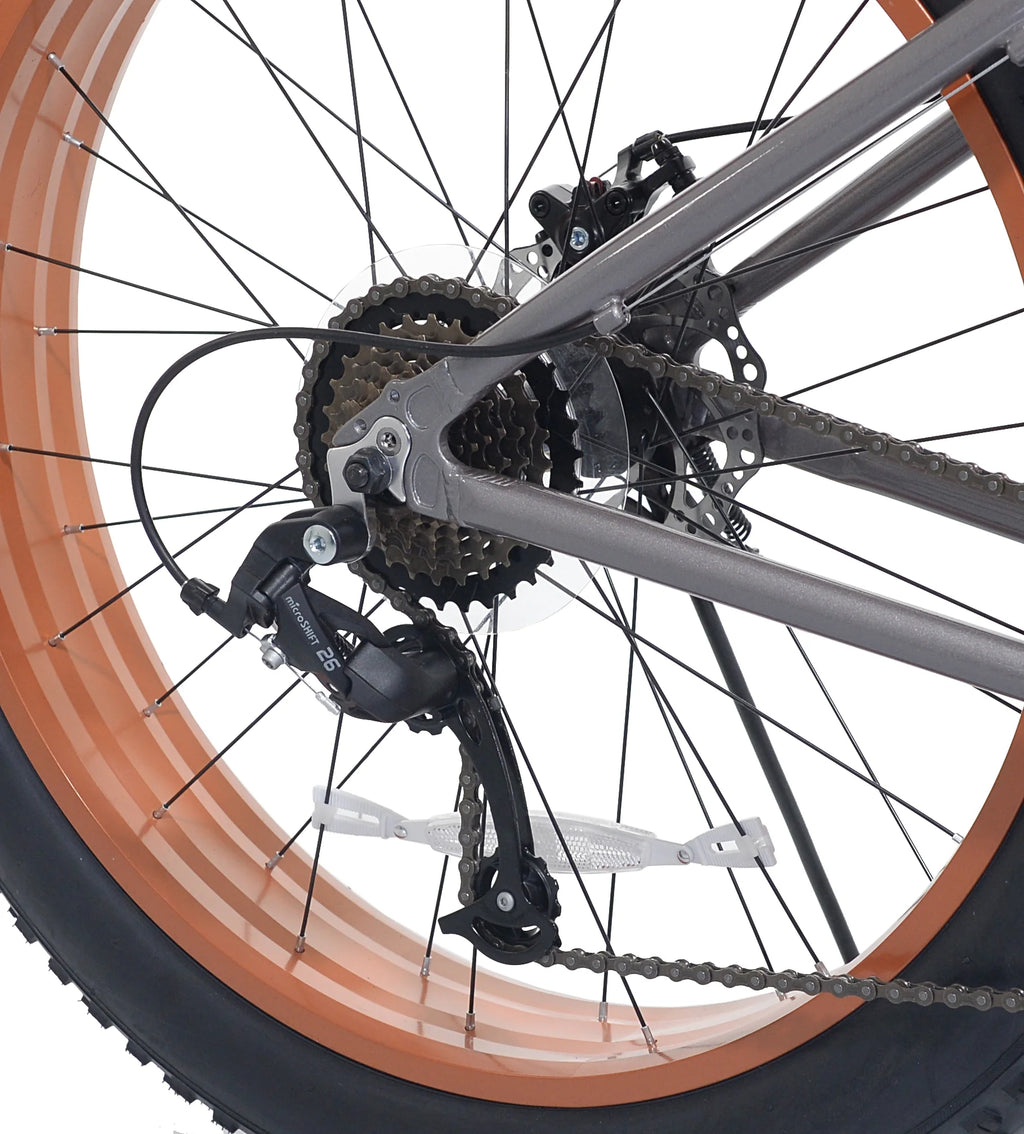 Vélo à pneus larges Ozark Trail, roues de 26 pouces, convient aux adolescents et aux adultes mesurant entre 1,58 m et 1,78 m, unisexe, gris