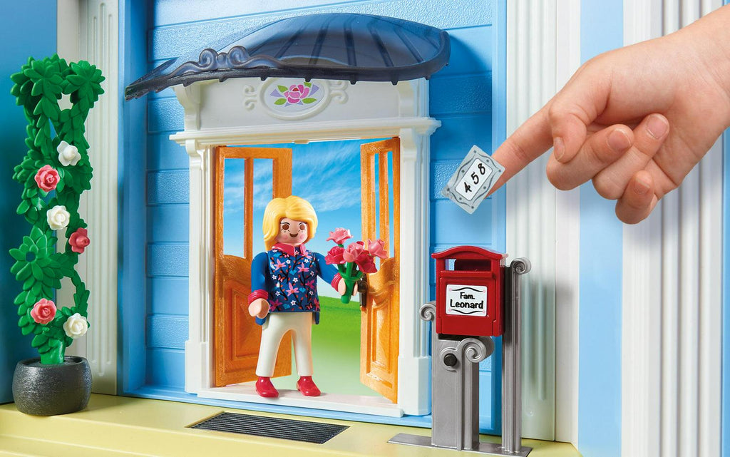 Grande maison de poupée Playmobil. Recommandée à partir de 4 ans