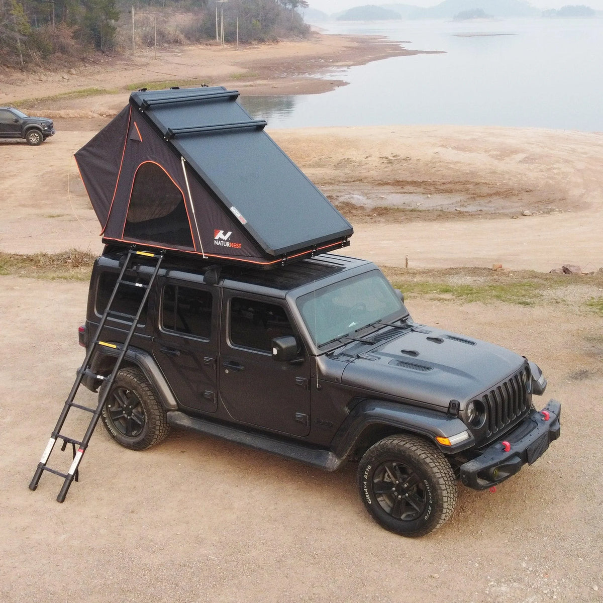 Tente de toit rigide Naturnest Polaris2 avec 2 porte-bagages, tente de toit pour voiture avec entrées d’air conditionné, éclairage LED 3 couleurs et prise USB interne pour fourgonnettes, jeeps, SUV et camions, tente pour 2 à 3 personnes