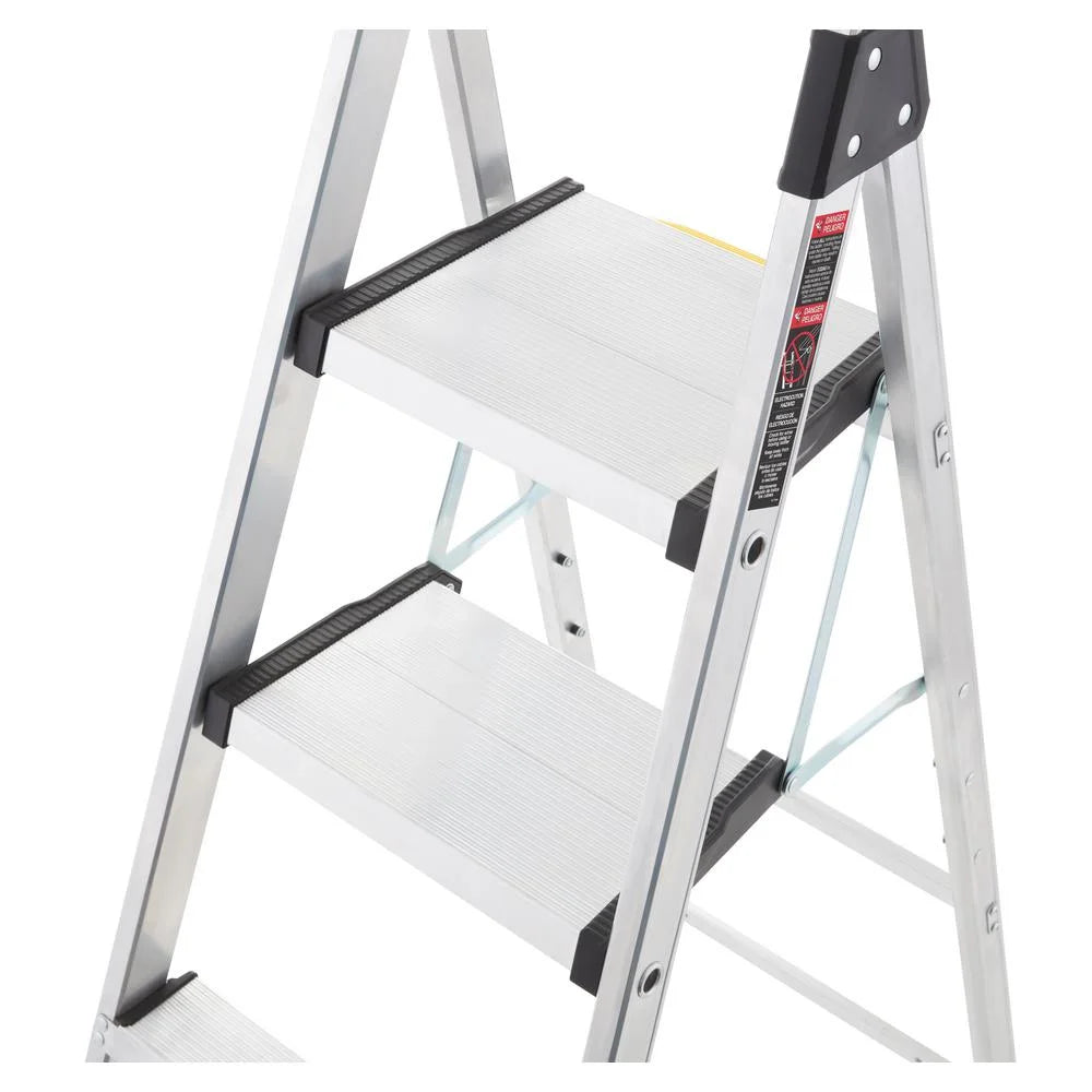 Échelle Gorilla Ladders robuste à double plateforme amovible avec seau de chantier, 5,5 pi, aluminium, multicolore