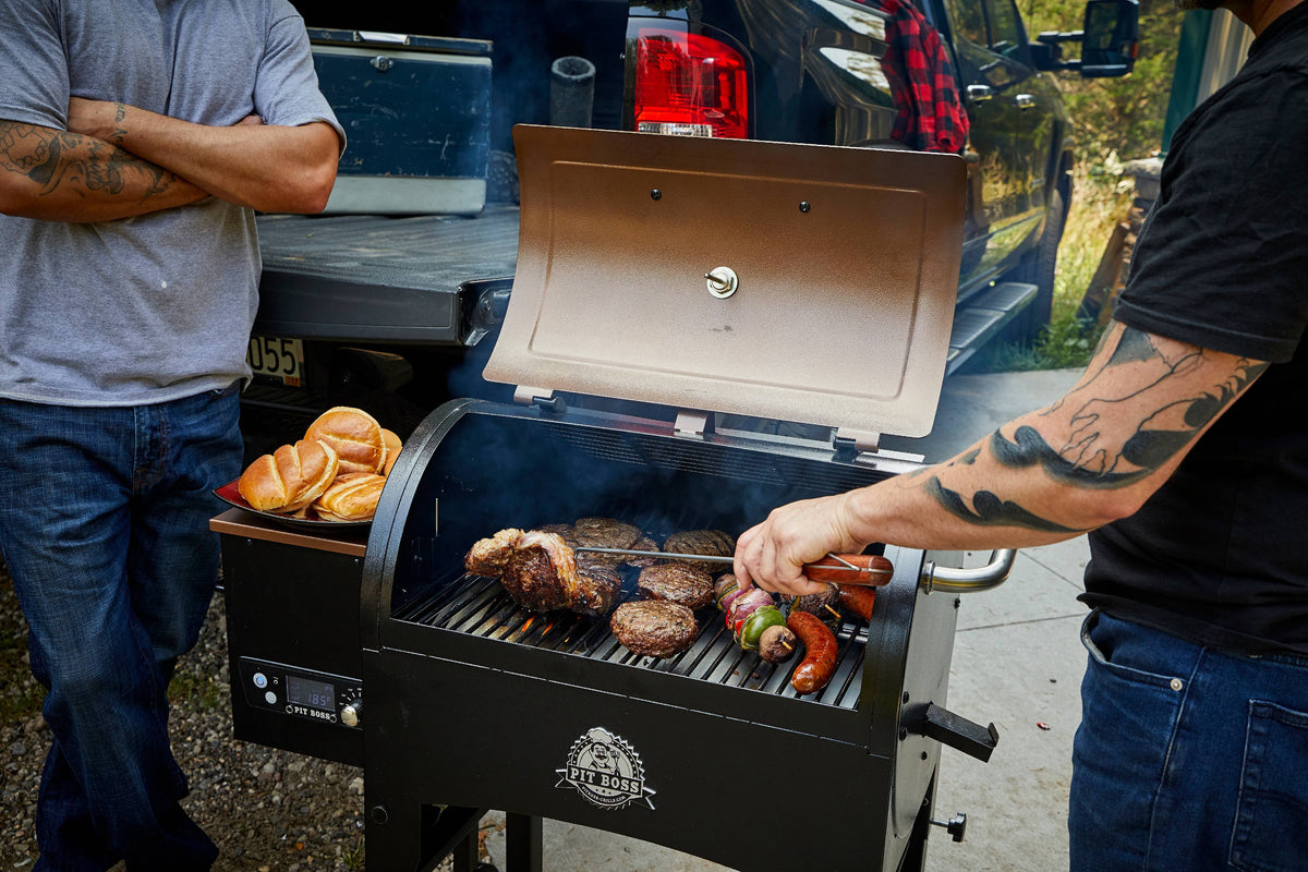 Pit Boss 340 po² Barbecue à granulés portable avec hayon et pieds pliables