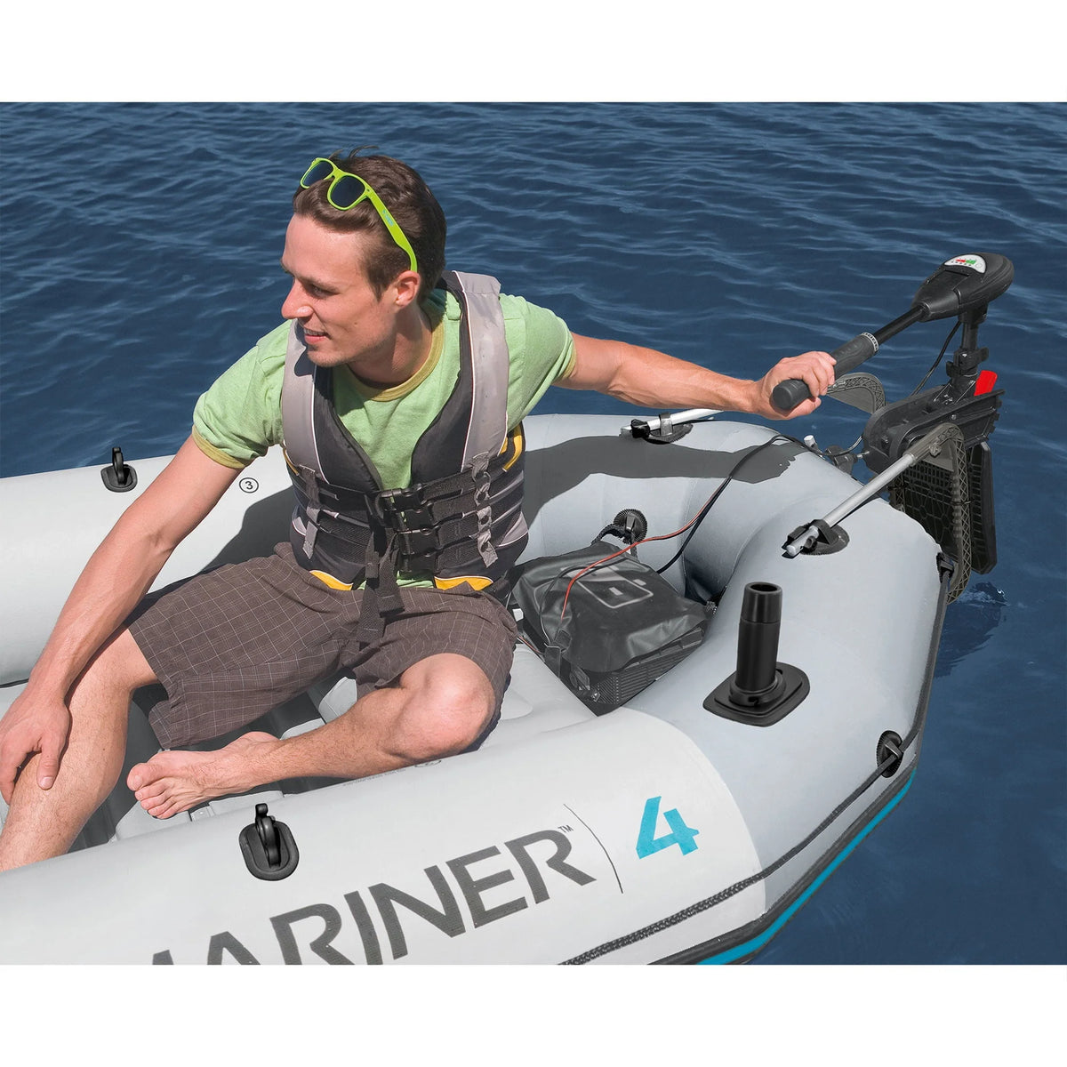 Bateau de pêche gonflable Intex Excursion pour 5 personnes avec support de moteur en composite