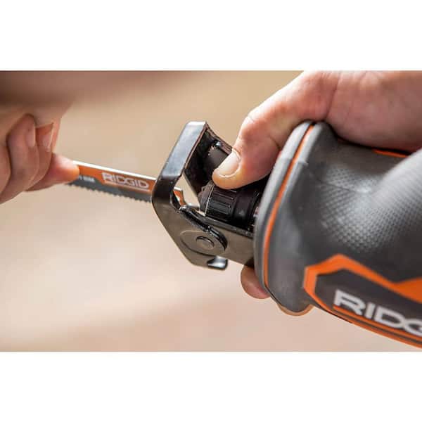 Scie sabre sans fil 18 V SubCompact à moteur sans balais, d'une seule main (outil seul)