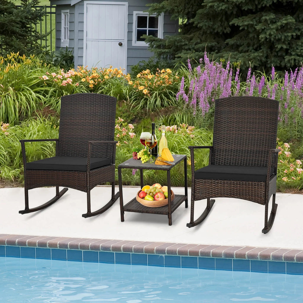 Costway Serenity Ensemble de patio 3 pièces avec fauteuils à bascule en résine tressée, coussins blancs et table basse à 2 niveaux