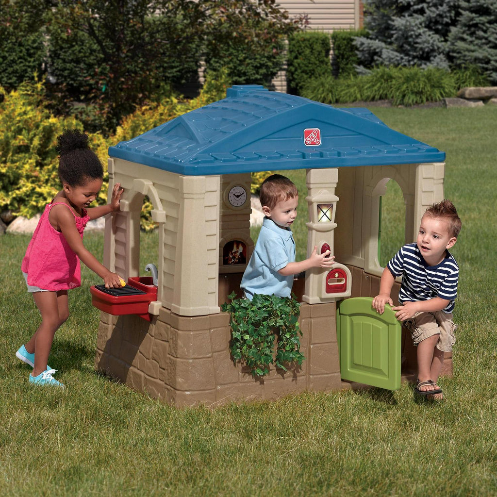 Step2 Happy Home Cottage & Grill Maisonnette marron en plastique avec barbecue Jouets d'extérieur pour enfants