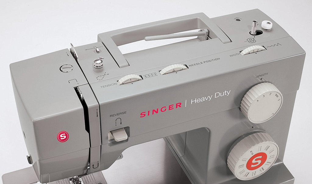 Machine à coudre SINGER Heavy Duty 4423