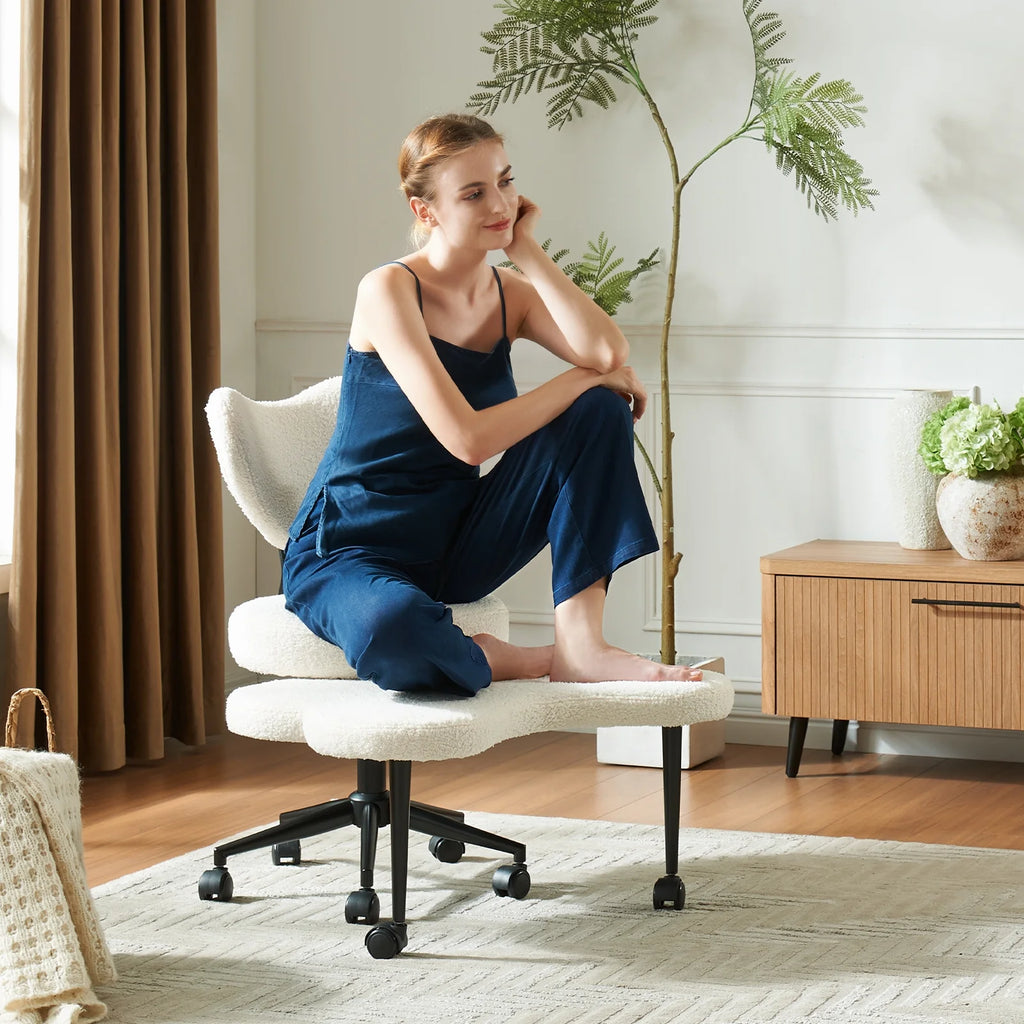 Chaise ergonomique pivotante pour position en tailleur Pinmoco, hauteur réglable et tissu bouclette, chaise de méditation et pour TDAH avec soutien dorsal, pour la maison et le bureau, blanc cassé