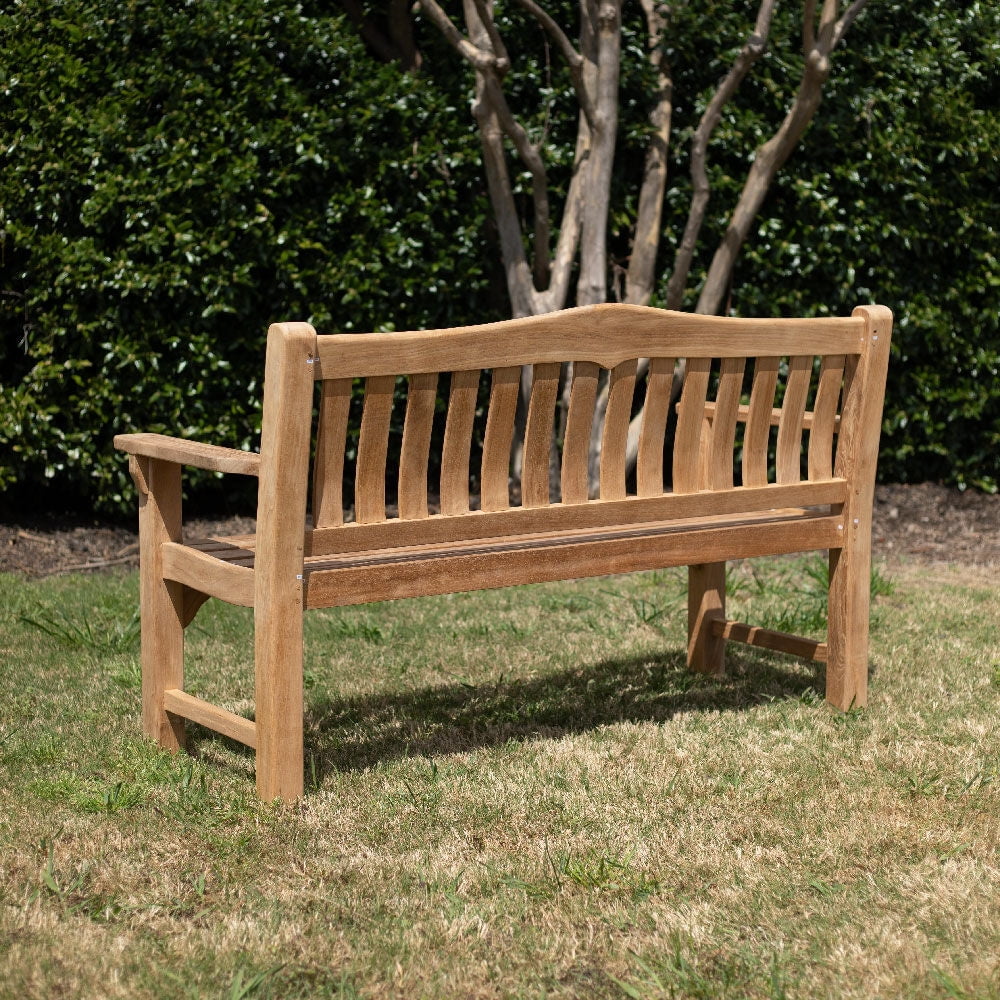 Banc 53 Ash & Ember Hawthorne en teck de grade A, Accueille 2 personnes confortablement, Mobilier de patio en bois massif résistant aux intempéries pour intérieur et extérieur avec lattes rapprochées, dossier incurvé, accoudoirs