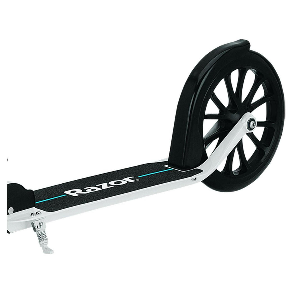 Trottinette pliant Razor A6 - Grandes roues de 10 po. Cadre en aluminium. Pour adolescents et adultes jusqu'à 220 lb