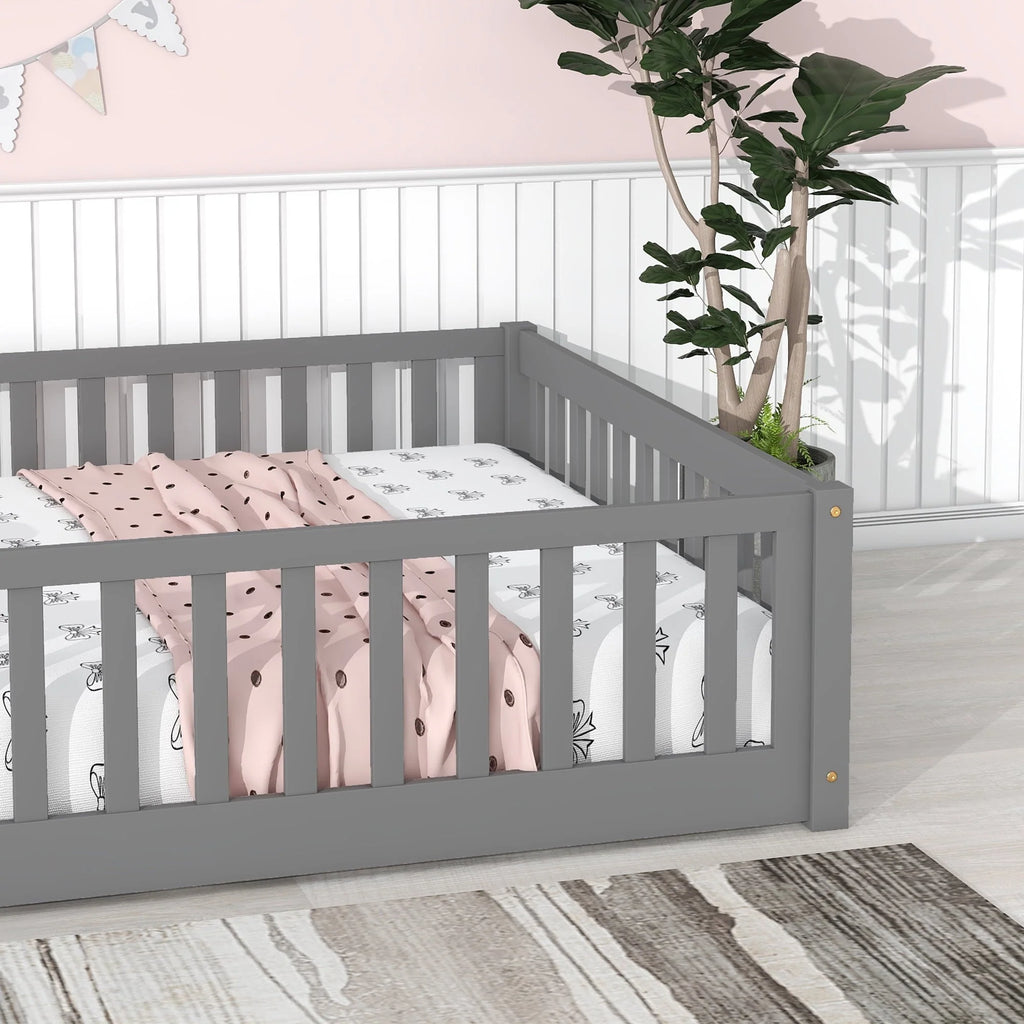 uhomepro Cadre de lit au sol en bois 2 places avec barrière et porte pour enfants et tout-petits, Gris