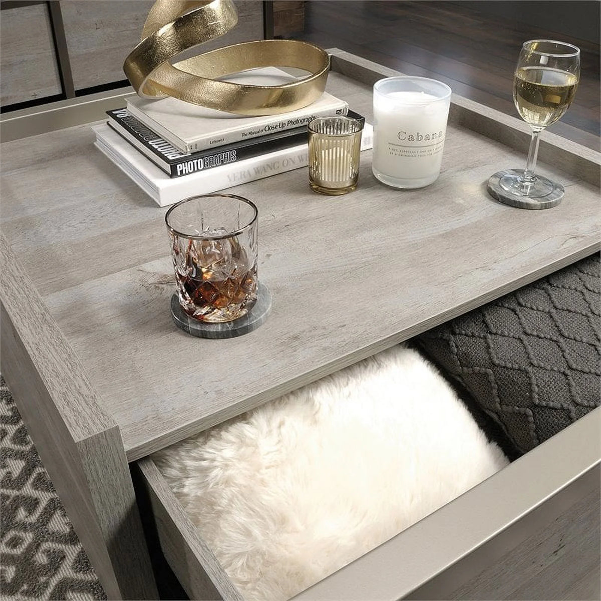 Table basse contemporaine en bois d'ingénierie Pemberly Row marron