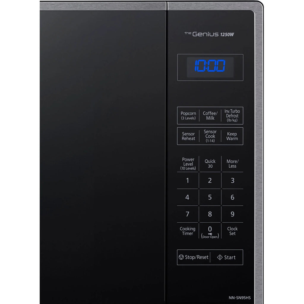Panasonic 2,2 pi³ 1250 W Micro-ondes de comptoir avec technologie Inverter, Acier inoxydable NN-SN95HS