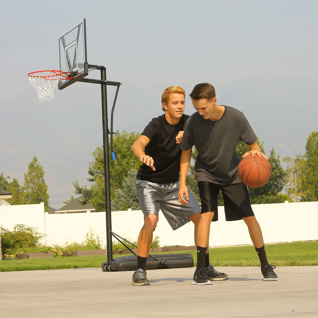 Panier de basket portable incassable Lifetime de 48 pouces avec bras robuste réglable et arceau Slam-It, modèle C 90585 – Jeu en plein air