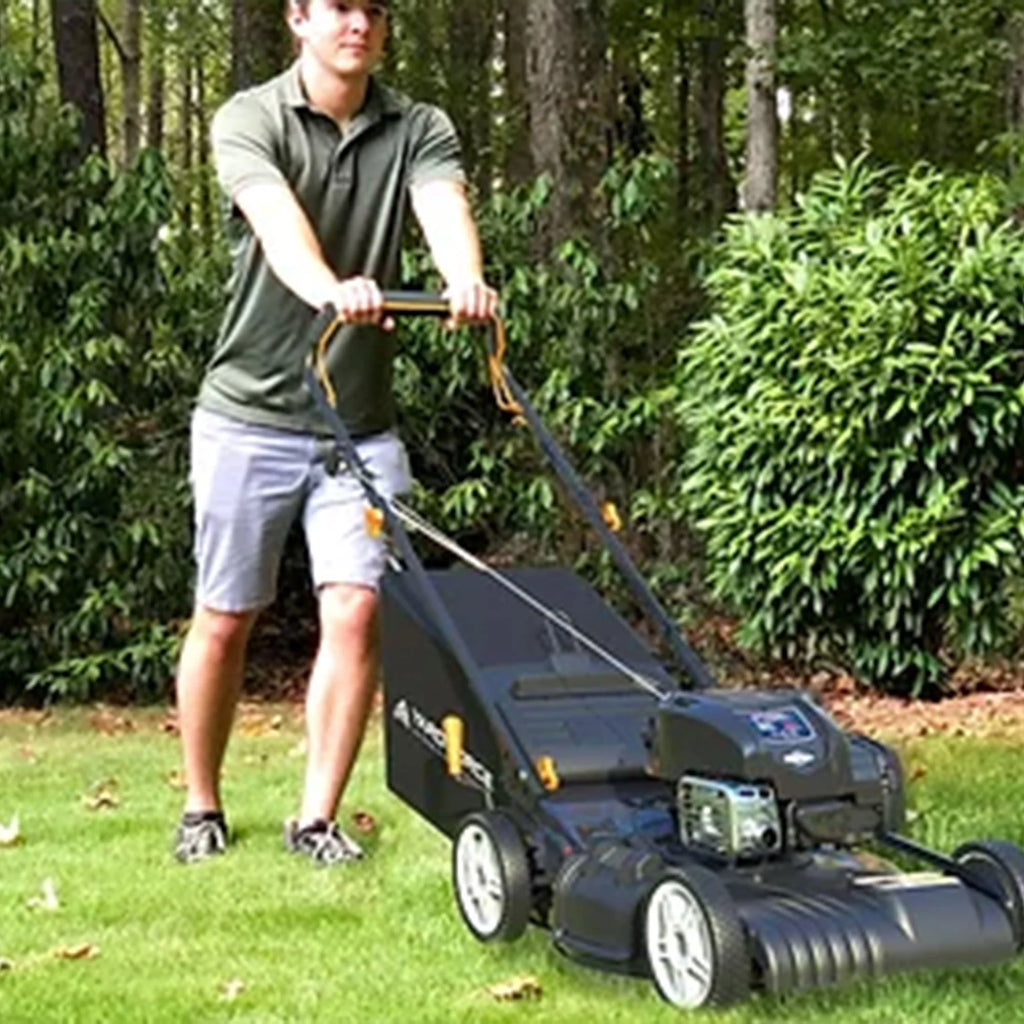 Tondeuse à gazon autotractée 3-en-1 Yard Force FWD avec plateau en acier de 22 pouces
