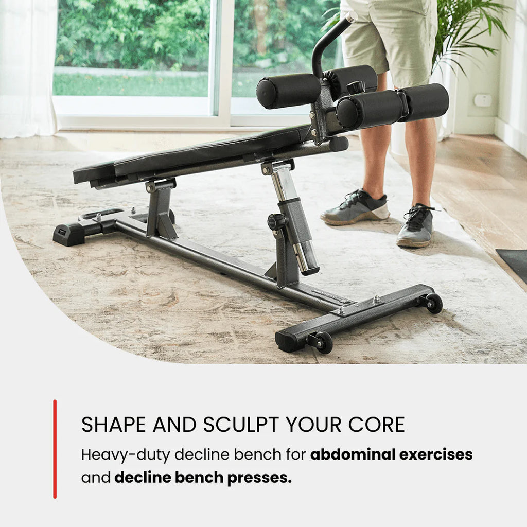 Finer Form Semi, Banc à Abdominaux Commercial Elite, Poignée de Crunch Inversé pour Exercices Abdominaux, Crunch Inversé et Sit-up Décliné avec 4 Réglages de Hauteur, Noir