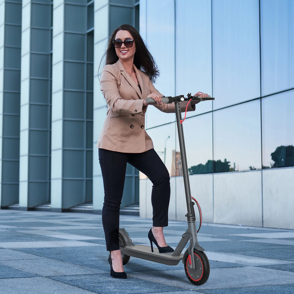 Trottinette électrique JOYHIS J078 pour homme et femme, pneu plein 8,5 pouces, vitesse de 19 mi/h, moteur de 350 W, autonomie maximale de 21 miles, trottinette de ville pliable