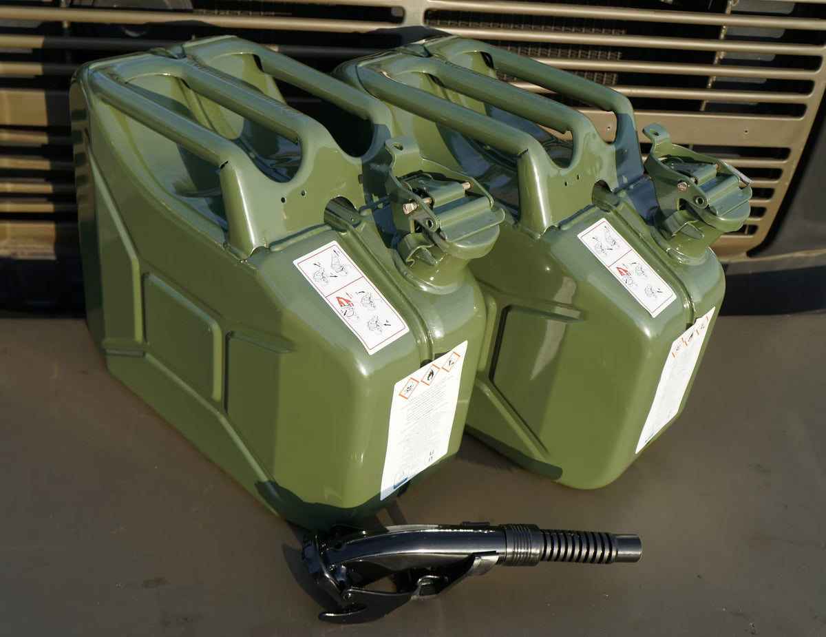 Jérrican de carburant NATO Suisse Armée 10 litres Lot de 2 Acier militaire 2,5 gal avec bec verseur