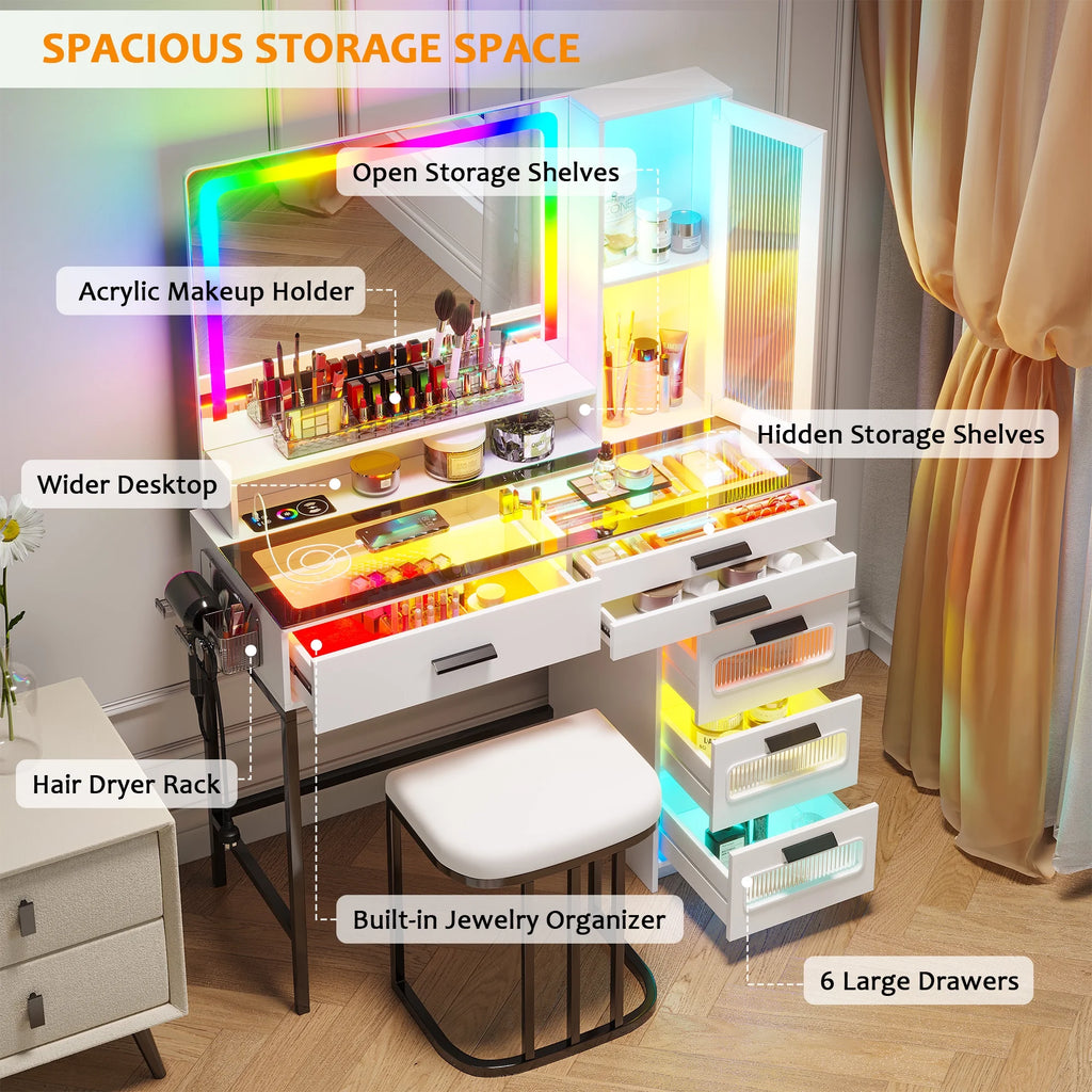 Coiffeuse HNEBC avec miroir et éclairage RGB, coiffeuse de maquillage avec plateau en verre, éclairage à détecteur automatique et charge sans fil, ensemble de coiffeuse avec tabouret rembourré, coiffeuse avec 6 tiroirs (blanc)