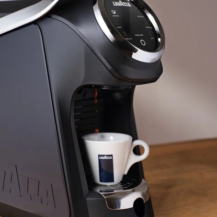 Machine à expresso et à café Lavazza Classy Plus, compatibilité des capsules Expert