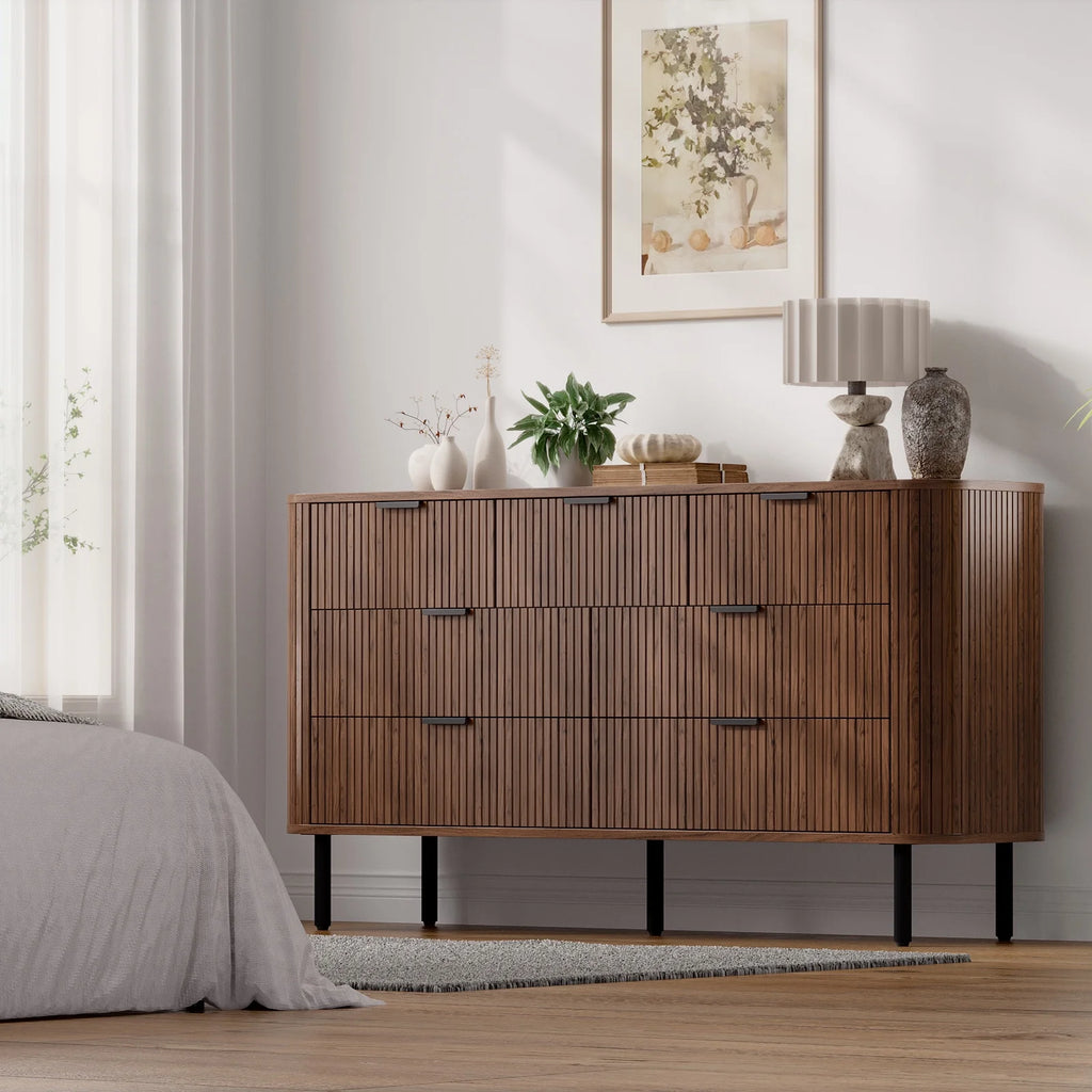 Commode cannelée à 7 tiroirs pour chambre, largeur 60 pouces, moderne, en bois, avec poignées en métal, design aux lignes courbes – Idéale également comme meuble TV pour salon ou couloir, noir