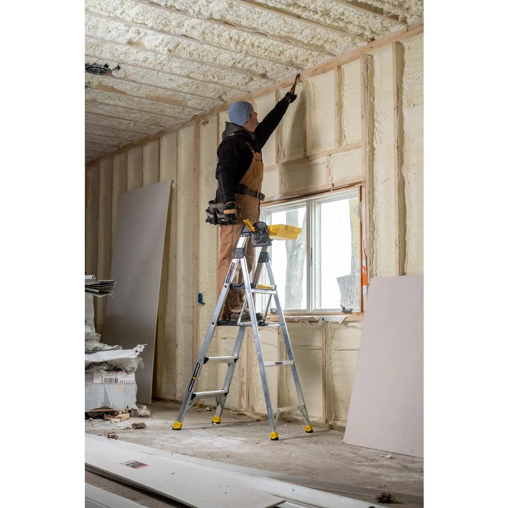 Échelle Gorilla Ladders robuste à double plateforme amovible avec seau de chantier, 5,5 pi, aluminium, multicolore