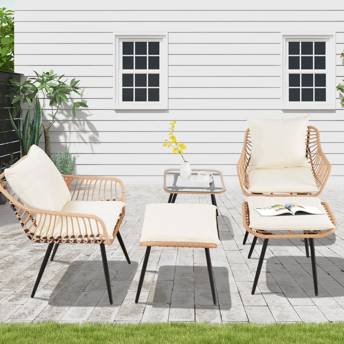Salon de jardin Ainfox 7 pièces en promotion, canapé en rotin gris avec coussins gris