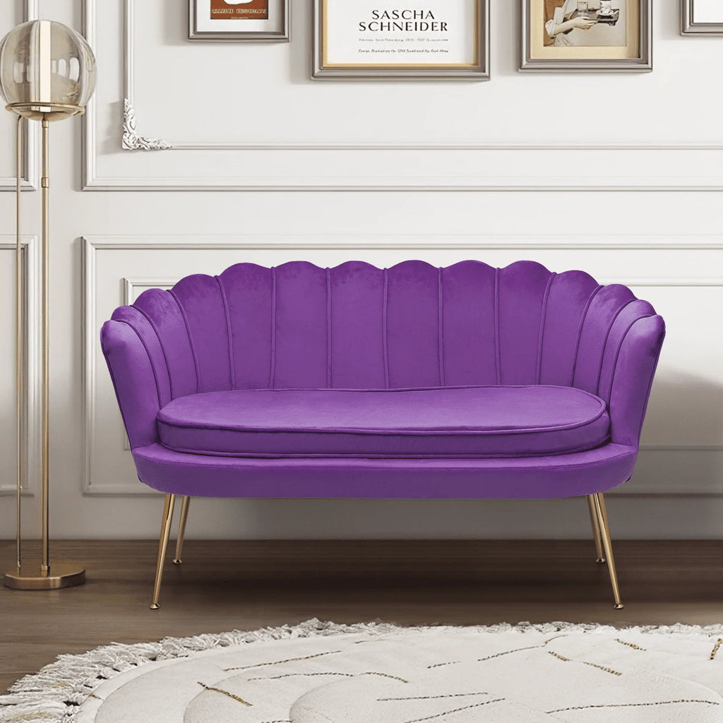 Canapé 2 places contemporain MoNiBloom en velours avec pieds en métal finition dorée, avec deux coussins pour salon, chambre, bureau à domicile, violet